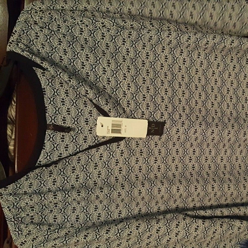 NYDJ tunic blouse. Rich blue & White print. M
